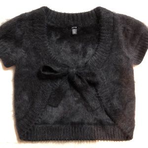 Fashionable Faux Cropped Cardigan!